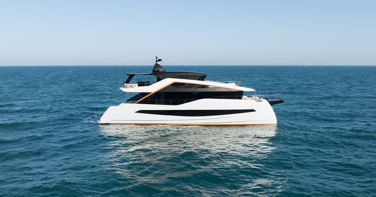 Wider Yachts WiderCat 92